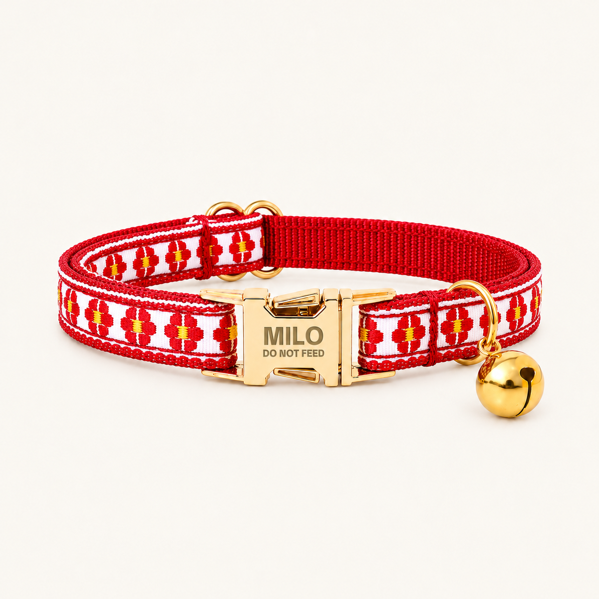 WhiteRed | embroidered flat cat collar