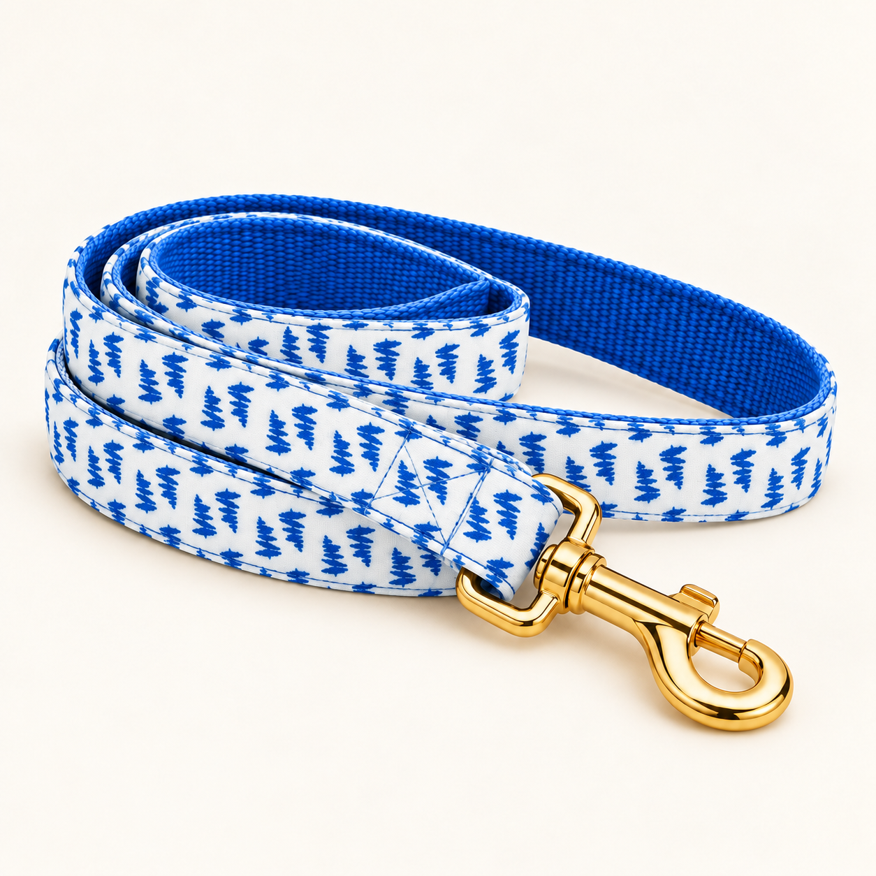 SnowyWoods matching leash